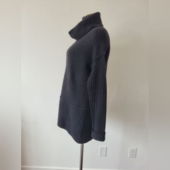 Elaine Kim 100% Cashmere Turtleneck Sweater Black Lagenlook Hanky Hem Medium - Picture 3 of 12